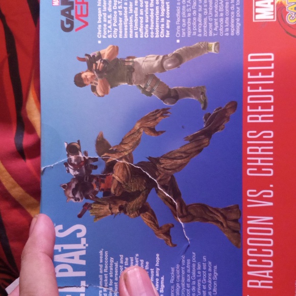 Chris Redfield vs. Rocket Racoon light up pixel pals 2 pack special edition - Picture 5 of 6